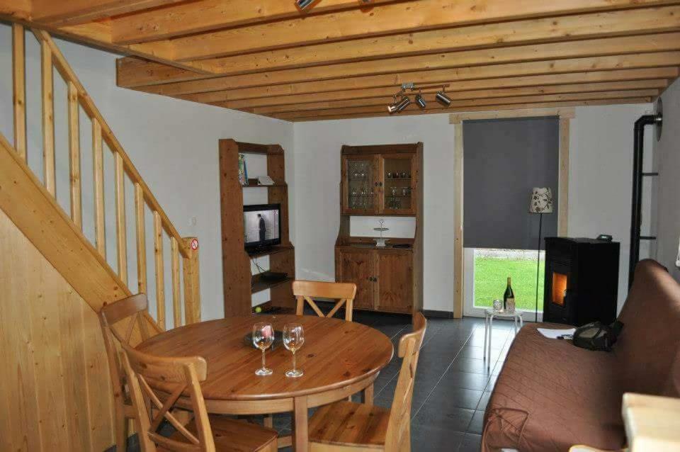 Bungalow Froid-Chapelle Exterior foto